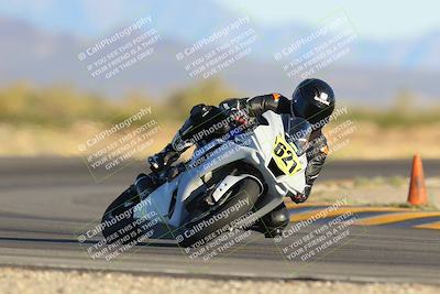 media/Oct-29-2022-CVMA (Sat) [[14c0aa3b66]]/Race 11 Amateur Supersport Open/